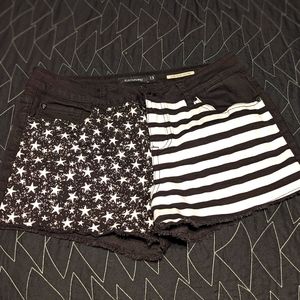 Black Heart Low Rise Shorts, Stars and stripes size 13